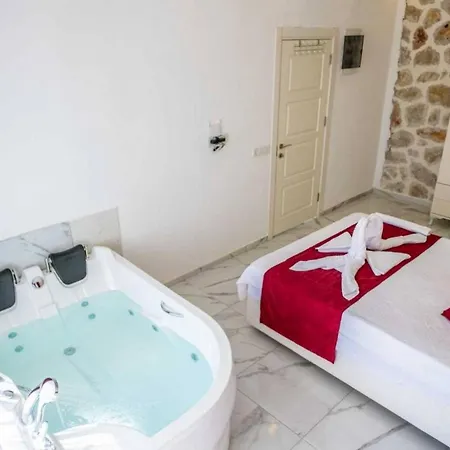 Ulugol 2 Bedroom 7968 Kalkan