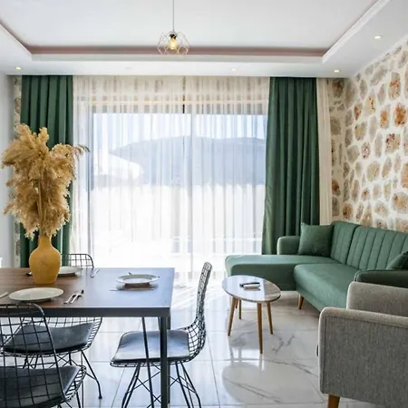 Ulugol 2 Bedroom 7968